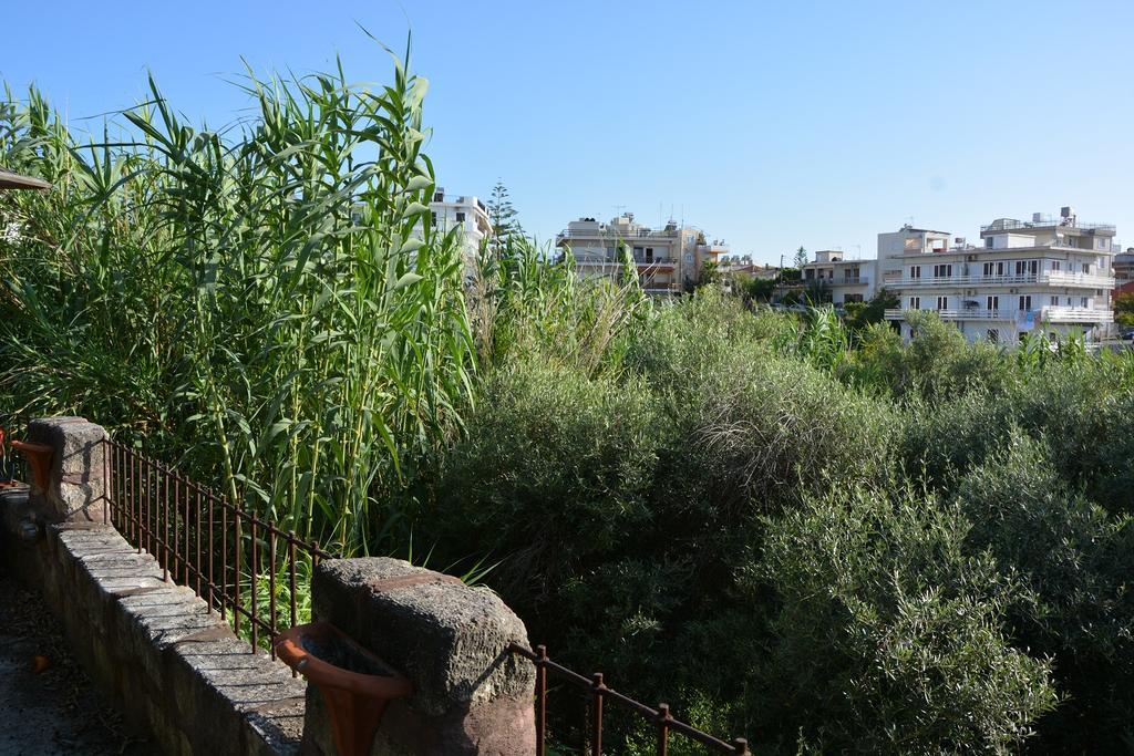 Estrella Mamouth Studio Chrissi Akti Chania Exterior foto