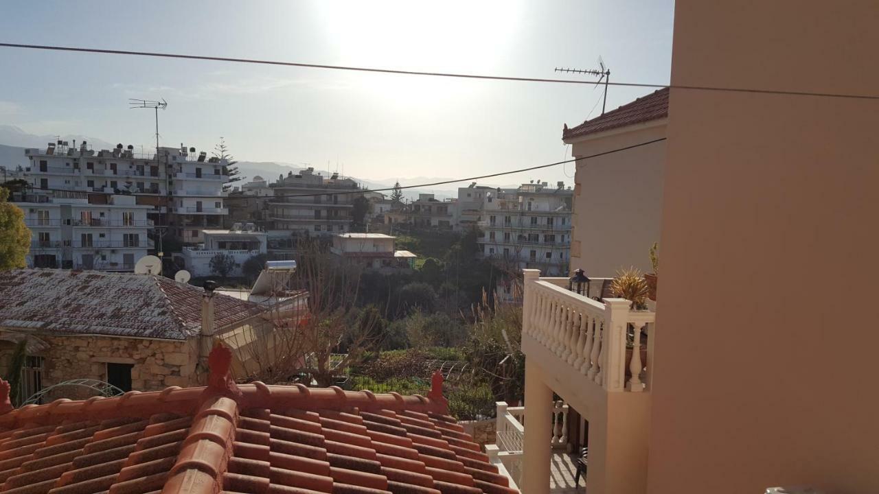 Estrella Mamouth Studio Chrissi Akti Chania Exterior foto